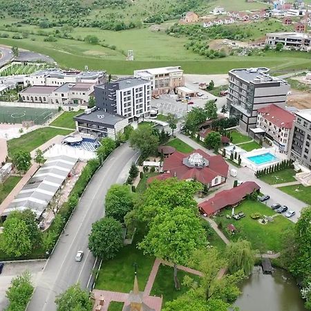 普里斯登酒店 Băile Felix 外观 照片