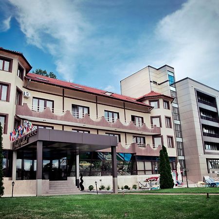普里斯登酒店 Băile Felix 外观 照片